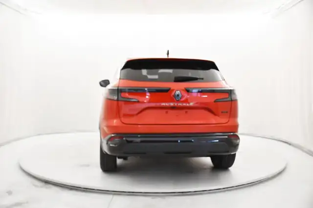 Renault Austral view 4