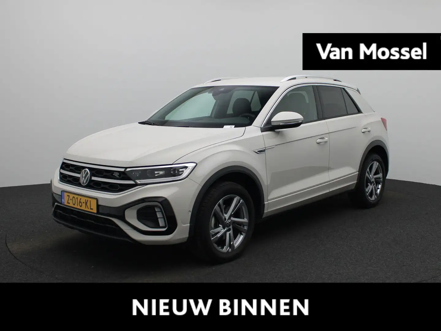 Volkswagen T-Roc 1.5 TSI R-Line Business | Automaat | Navigatie | S Grijs - 1