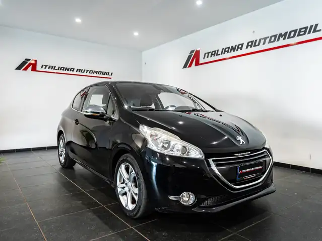 Peugeot 208 208 1.6 e-hdi 8v Allure CON GANCIO TRAINO