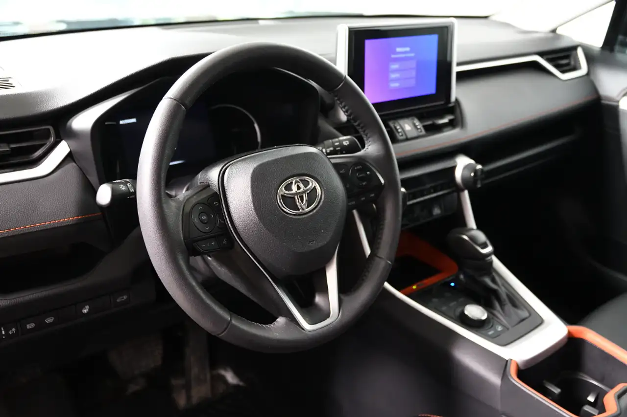 Toyota RAV 4 снимка Toyota RAV 4