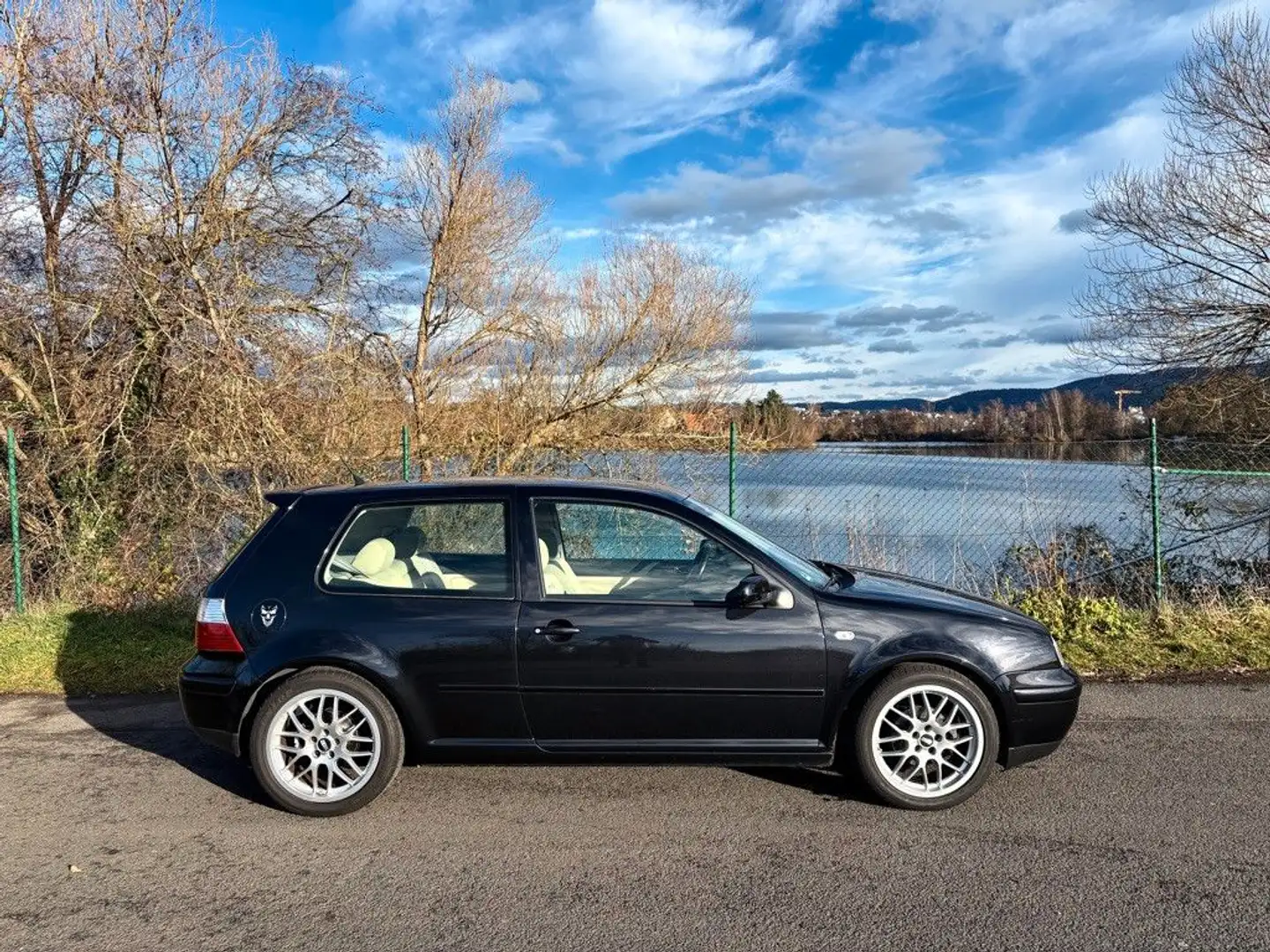 Volkswagen Golf 4 Klima BBS Fahrwerk TÜV neu Schwarz - 2