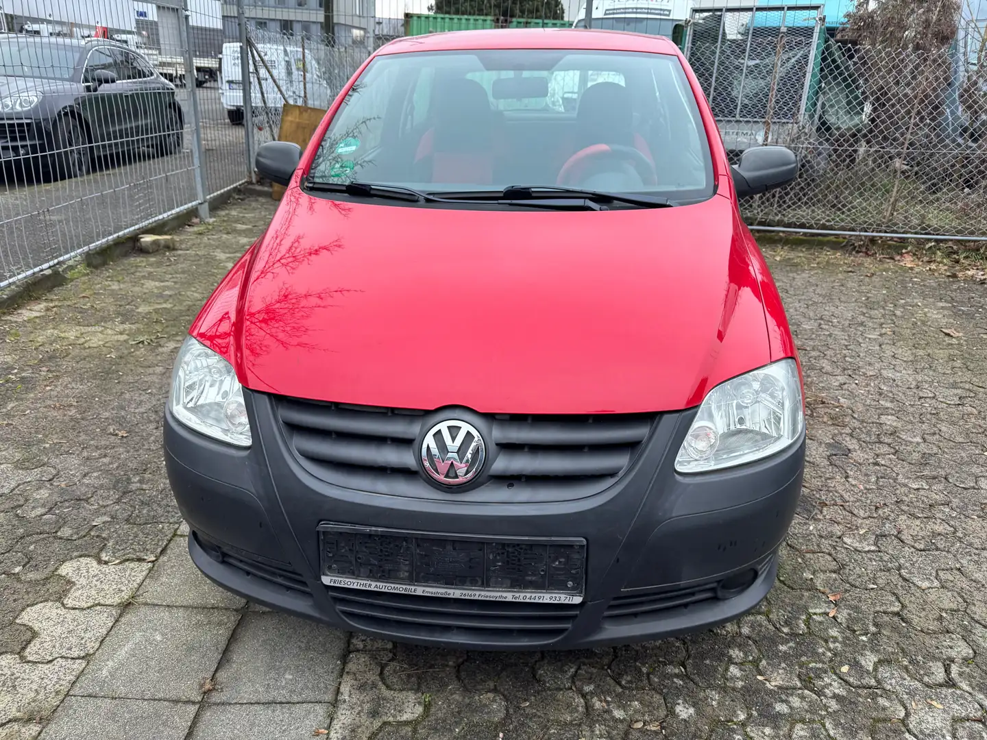 Volkswagen Fox Basis Rot - 1