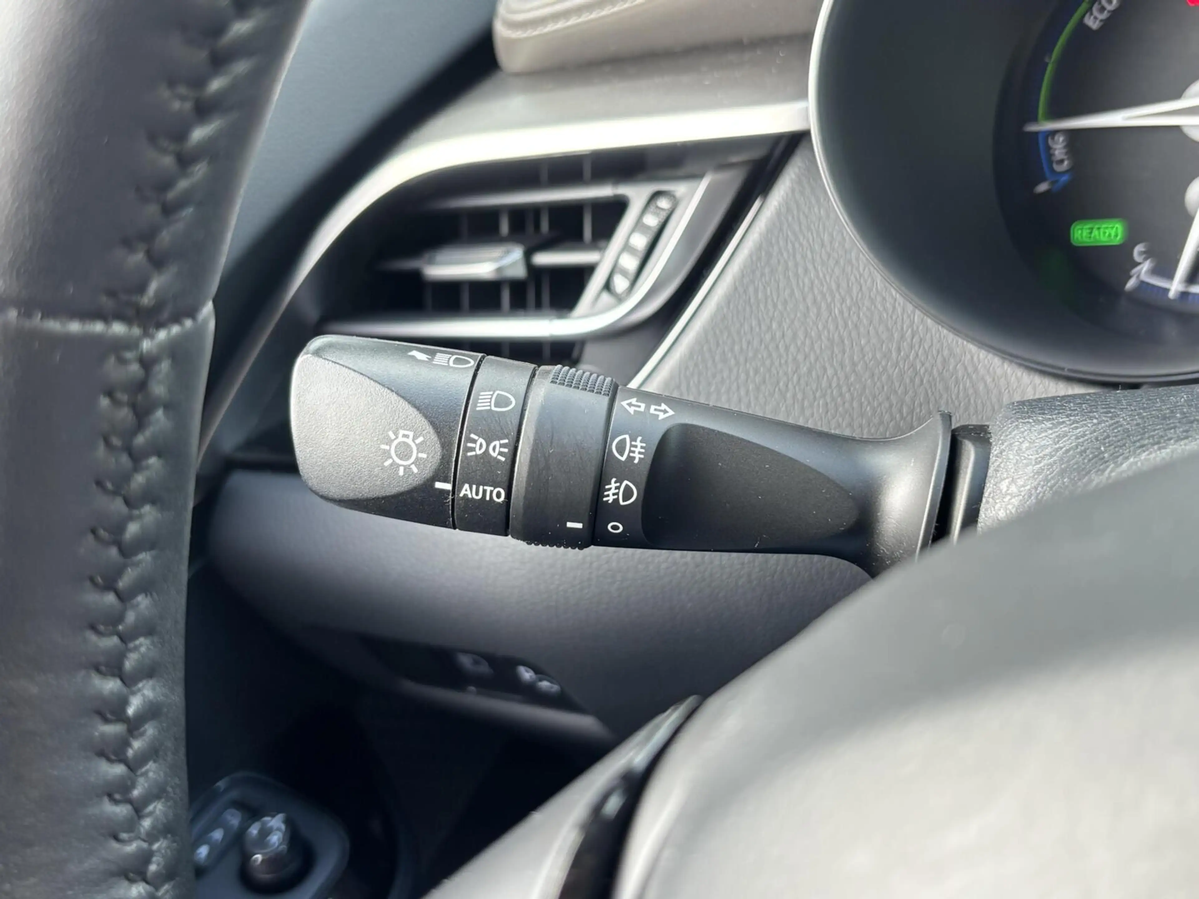 Toyota C-HR 2.0 Hybrid Launch Edition | Leder | Elektr. stoel — photo 27