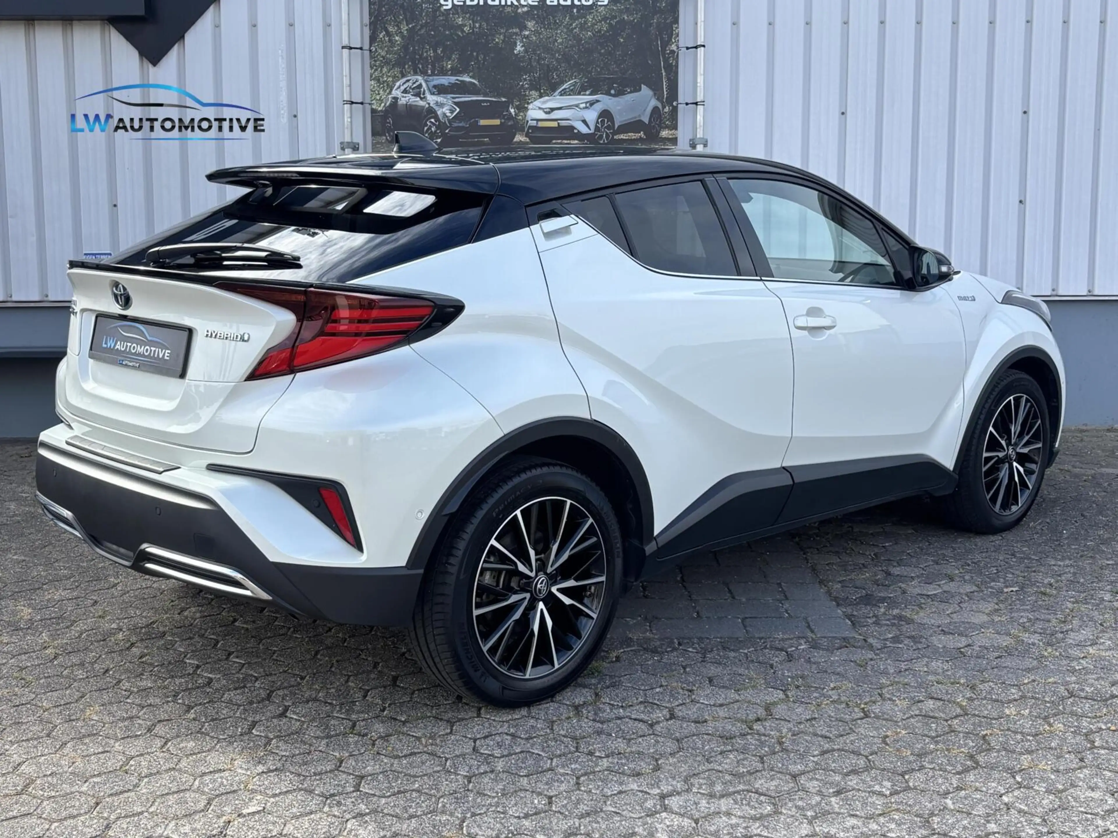 Toyota C-HR 2.0 Hybrid Launch Edition | Leder | Elektr. stoel — photo 2