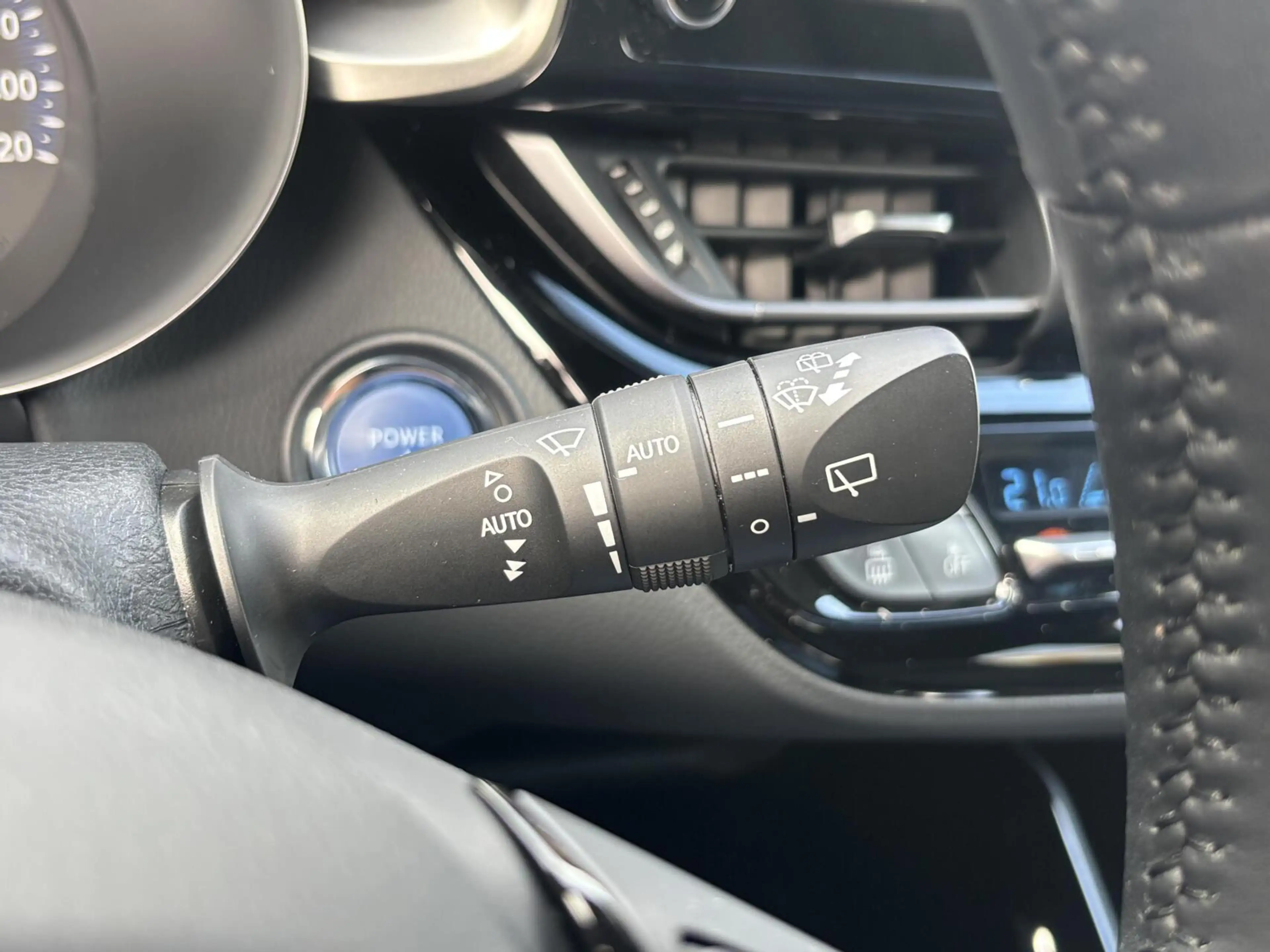 Toyota C-HR 2.0 Hybrid Launch Edition | Leder | Elektr. stoel — photo 28