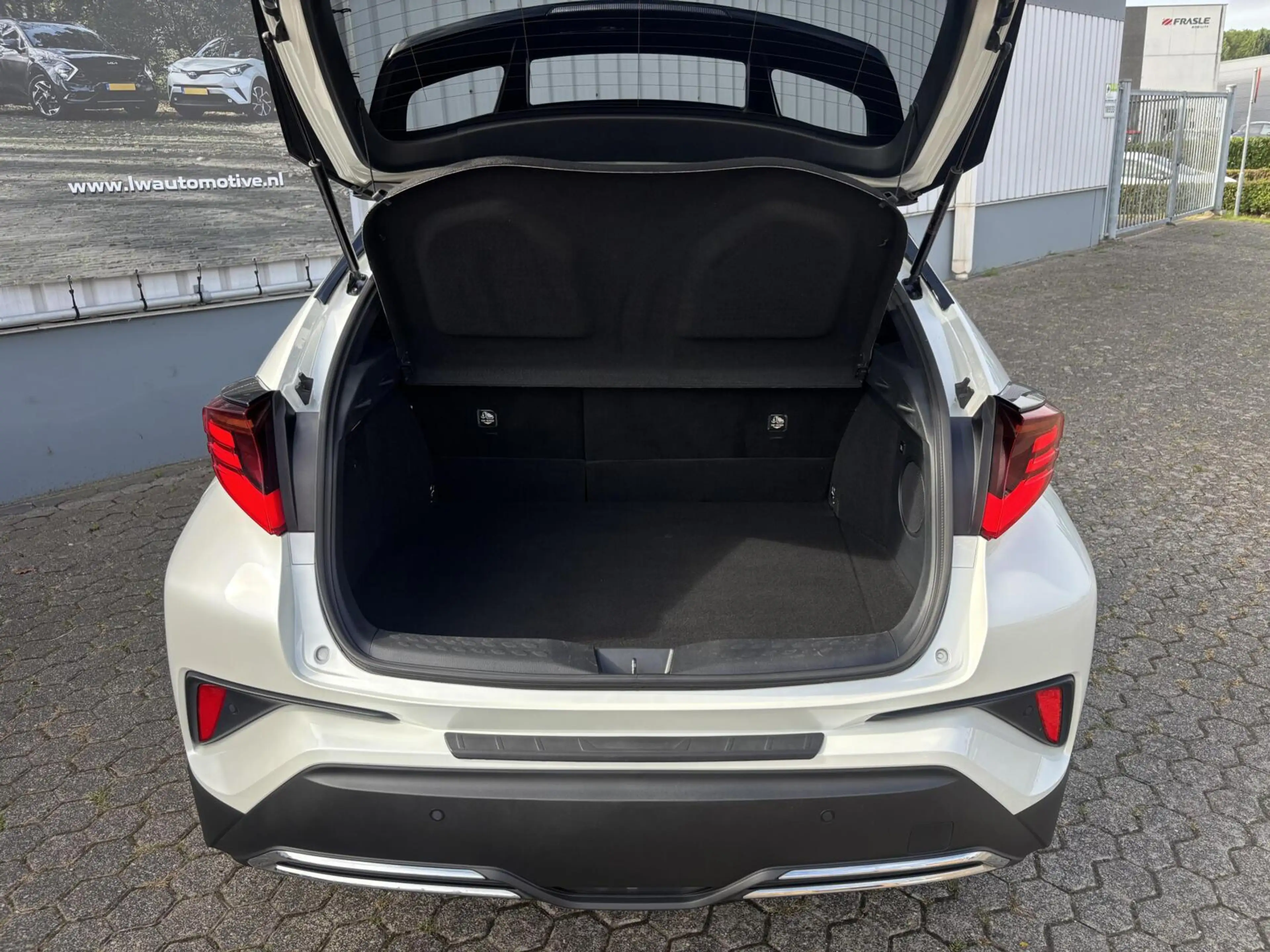 Toyota C-HR 2.0 Hybrid Launch Edition | Leder | Elektr. stoel — photo 37