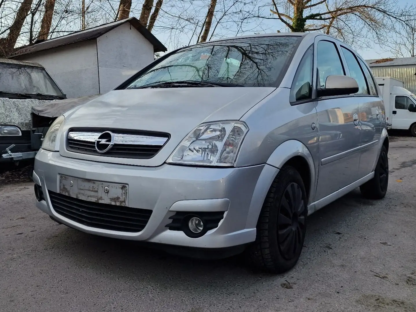 Opel Meriva 1.8 Easytronic Silber - 1