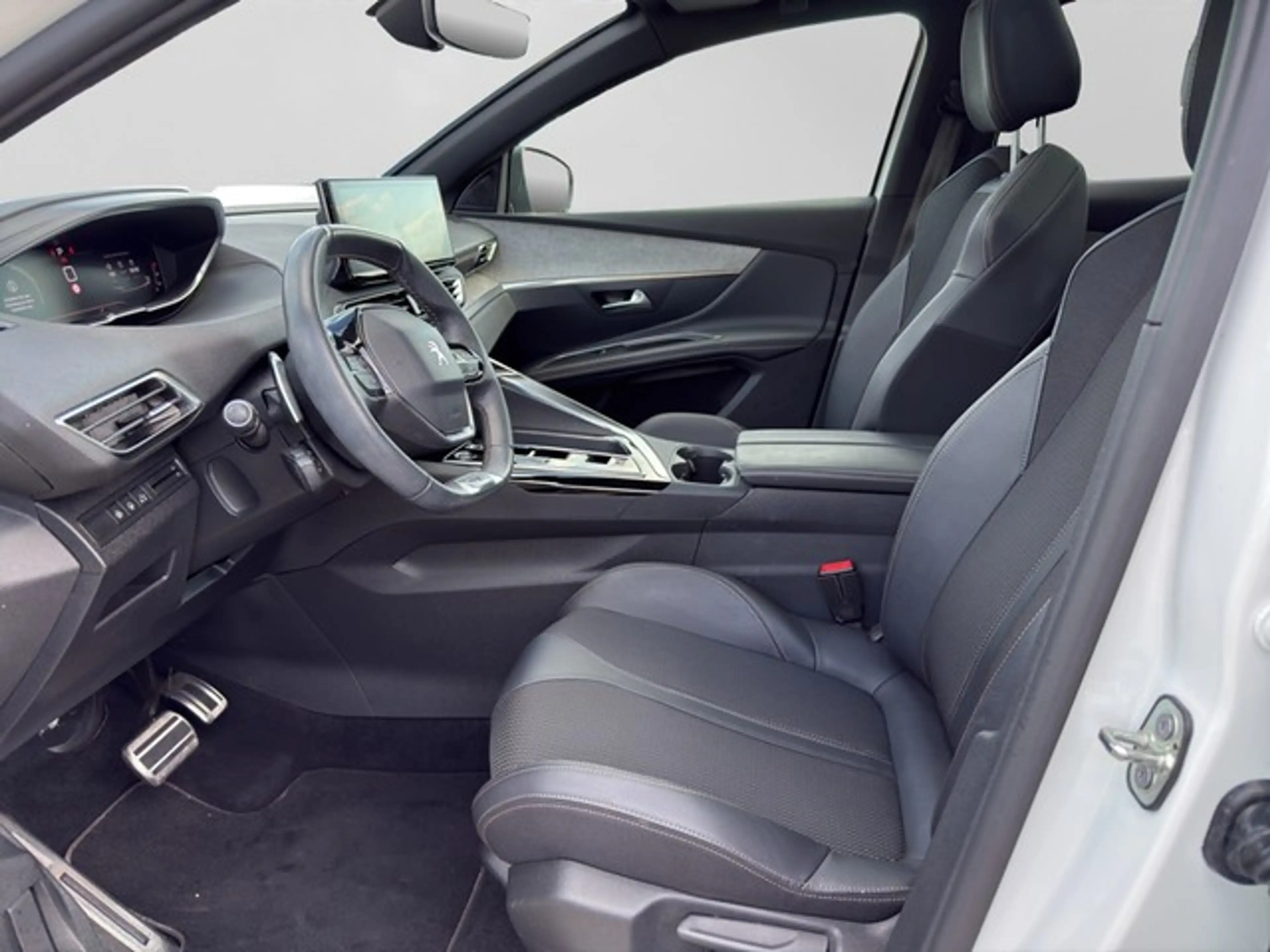 Peugeot 3008 GT PureTech 130 EAT8 PANO+PDC+CAM+NAVI+LED+ACC+ — photo 8