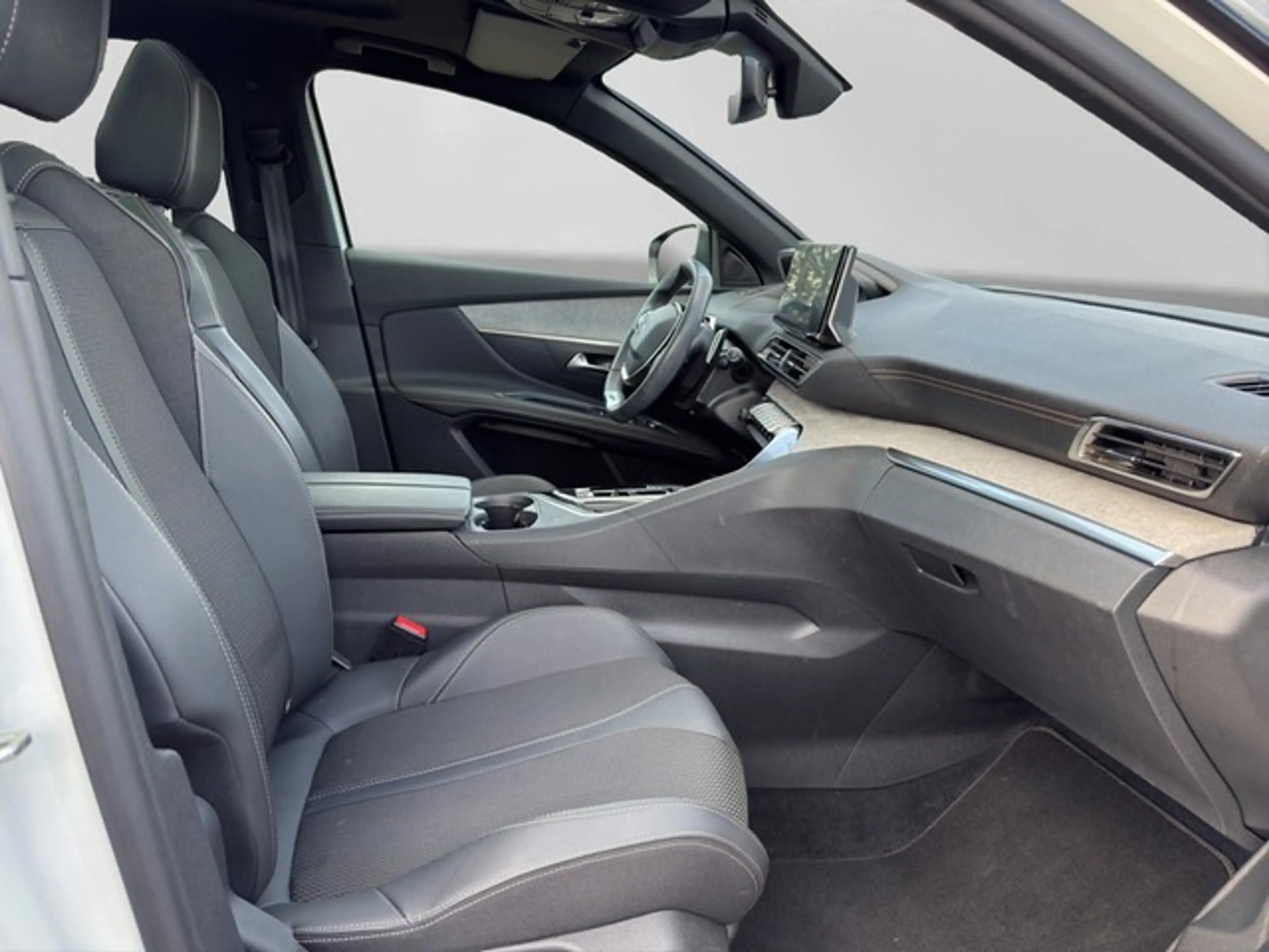 Peugeot 3008 GT PureTech 130 EAT8 PANO+PDC+CAM+NAVI+LED+ACC+ — photo 9