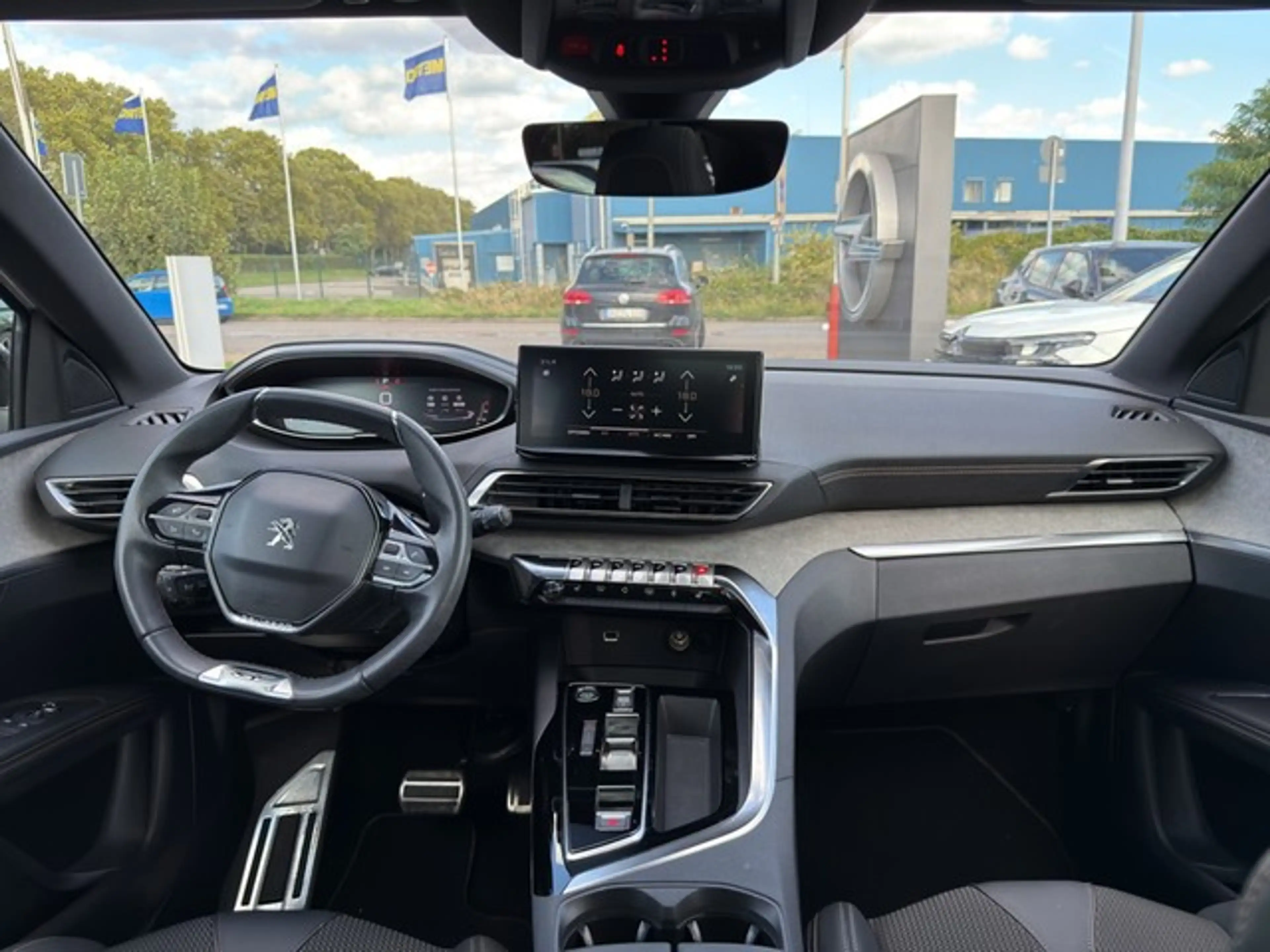 Peugeot 3008 GT PureTech 130 EAT8 PANO+PDC+CAM+NAVI+LED+ACC+ — photo 10
