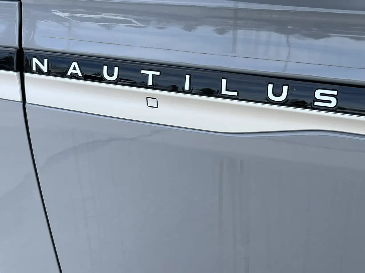Lincoln Nautilus снимка Lincoln Nautilus