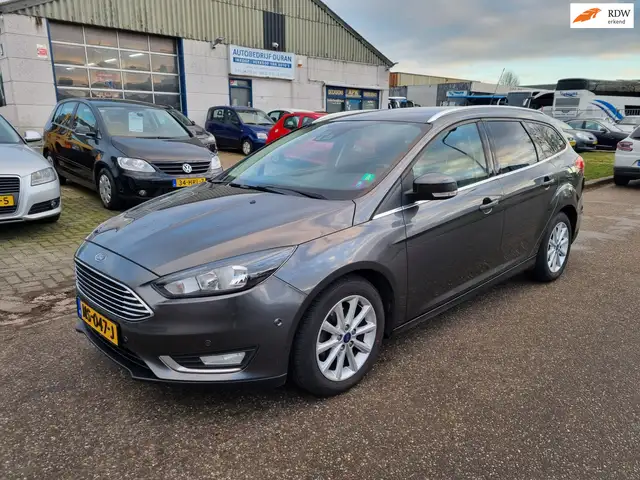 Ford Focus main image