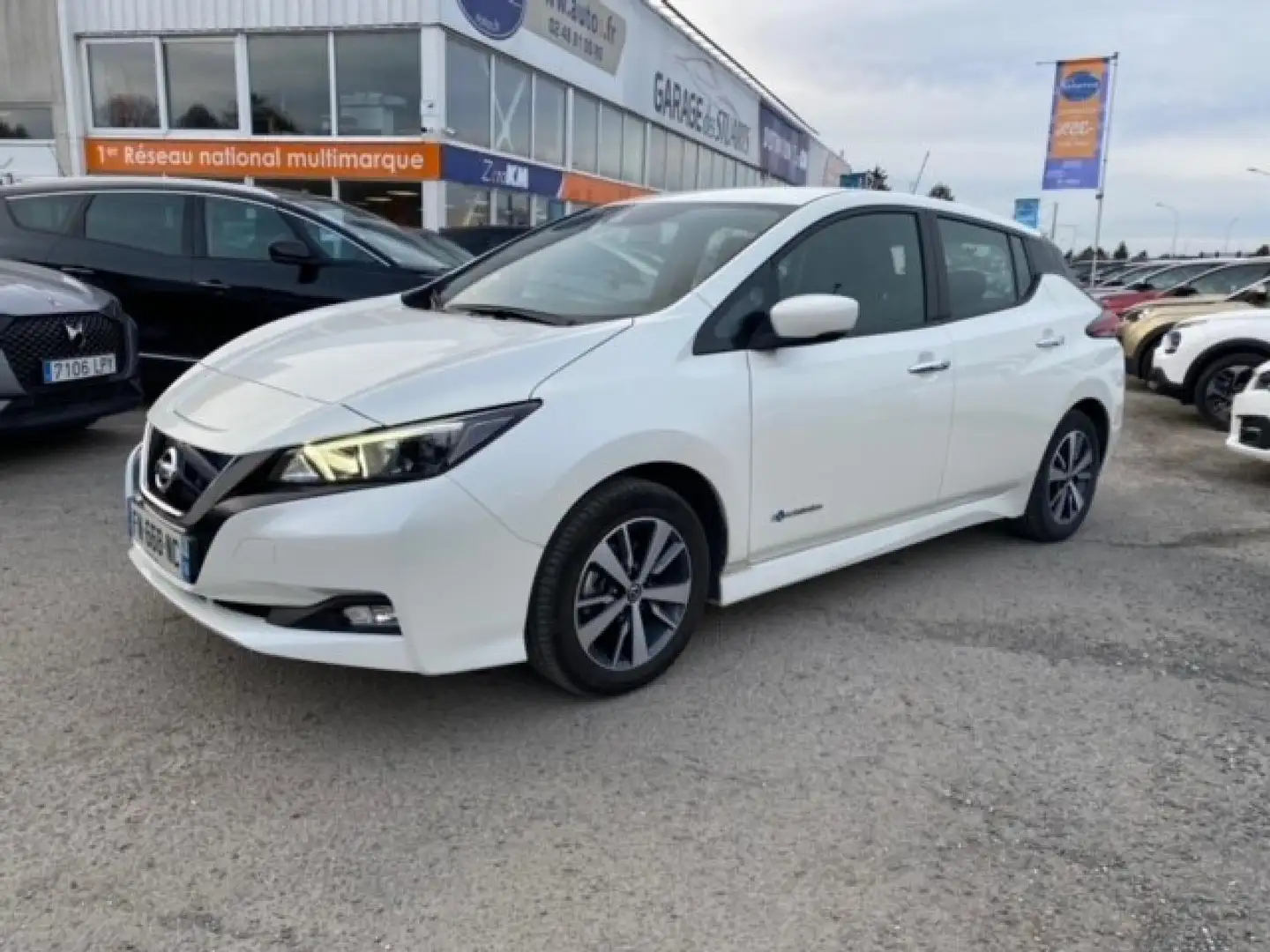 Nissan Leaf 40 N-CONNECTA - CAMERA DE RECUL + E-PEDAL Blanc - 1