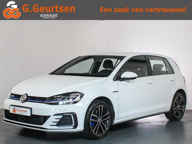 Volkswagen Golf GTE 1.4 TSI PHEV Standkachel, LED, Apple Carplay/Andro