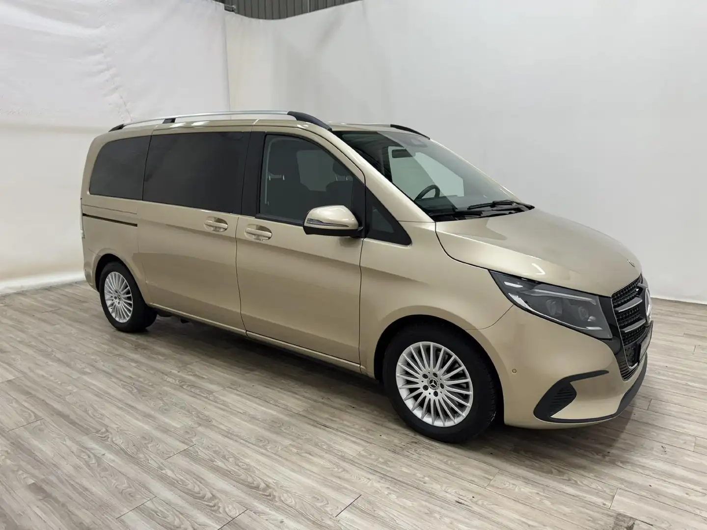 Mercedes-Benz V 220 d kompakt Style AHK*Distr*MULTIBEAM*Kamera Gold - 2