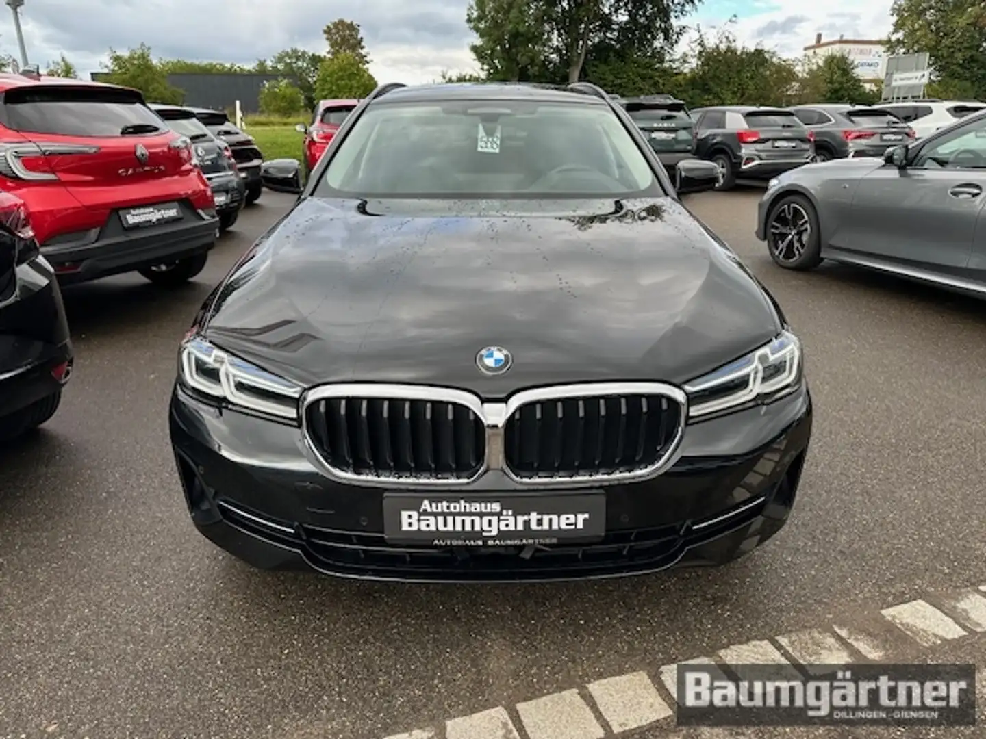 BMW 520 d Touring Auto Mild-Hybrid Kamera/PDC/Sitzh. Schwarz - 2