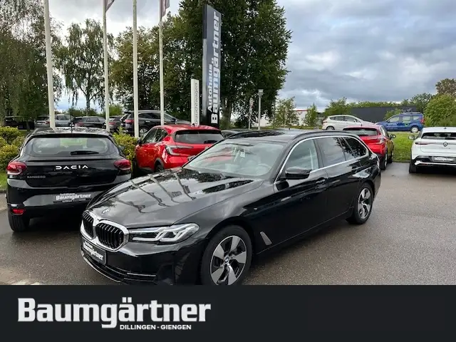 BMW 520 d Touring Auto Mild-Hybrid Kamera/PDC/Sitzh.