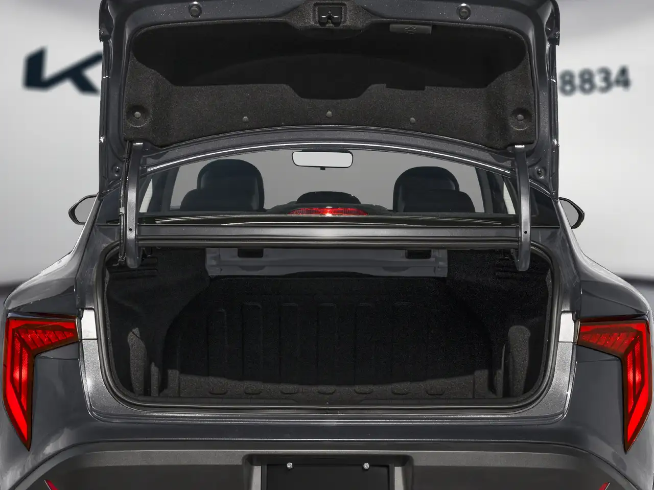 Kia K4 снимка Kia K4