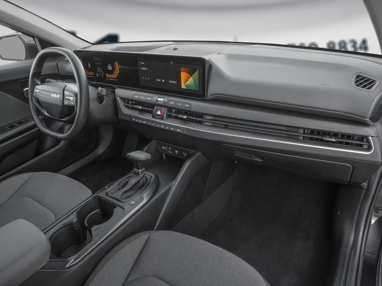 Kia K4 снимка Kia K4