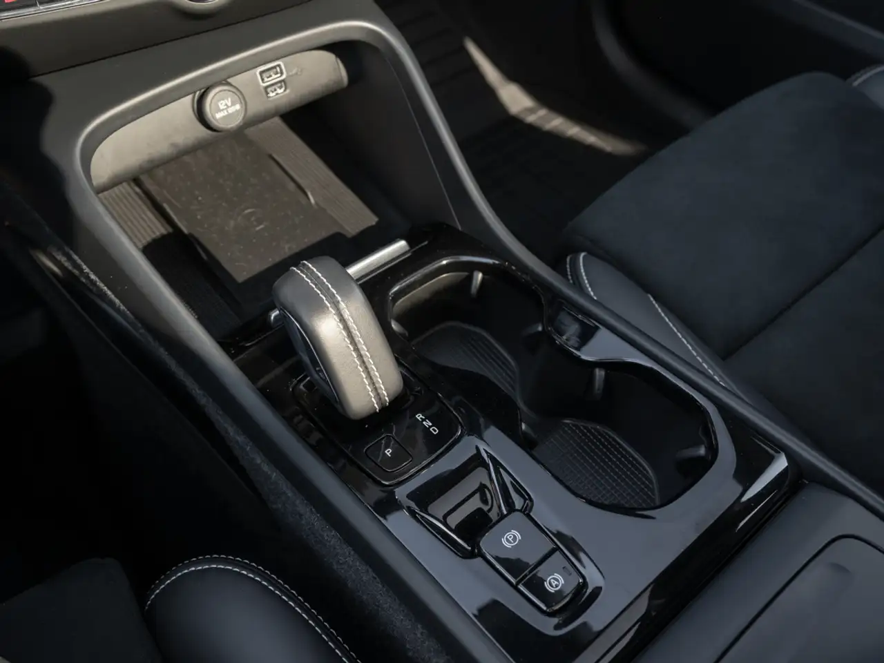 Volvo XC40 photo Volvo XC40