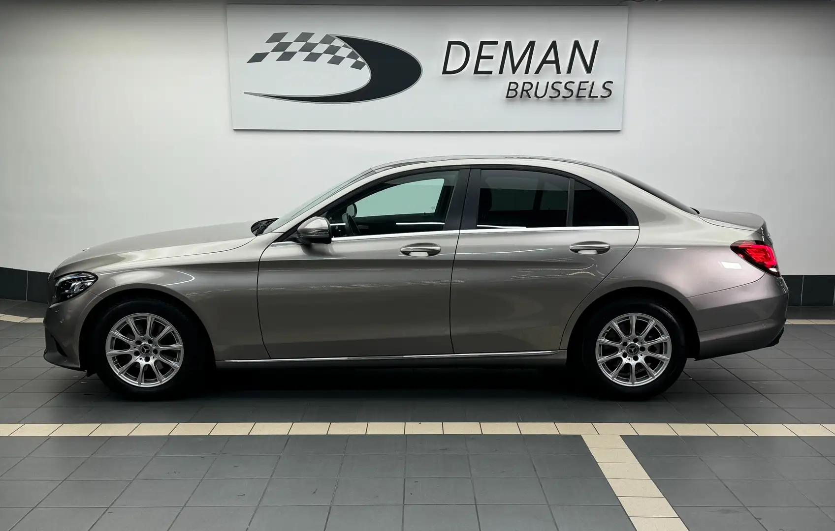 Mercedes-Benz C 180 Auto Business Solution Beige - 2