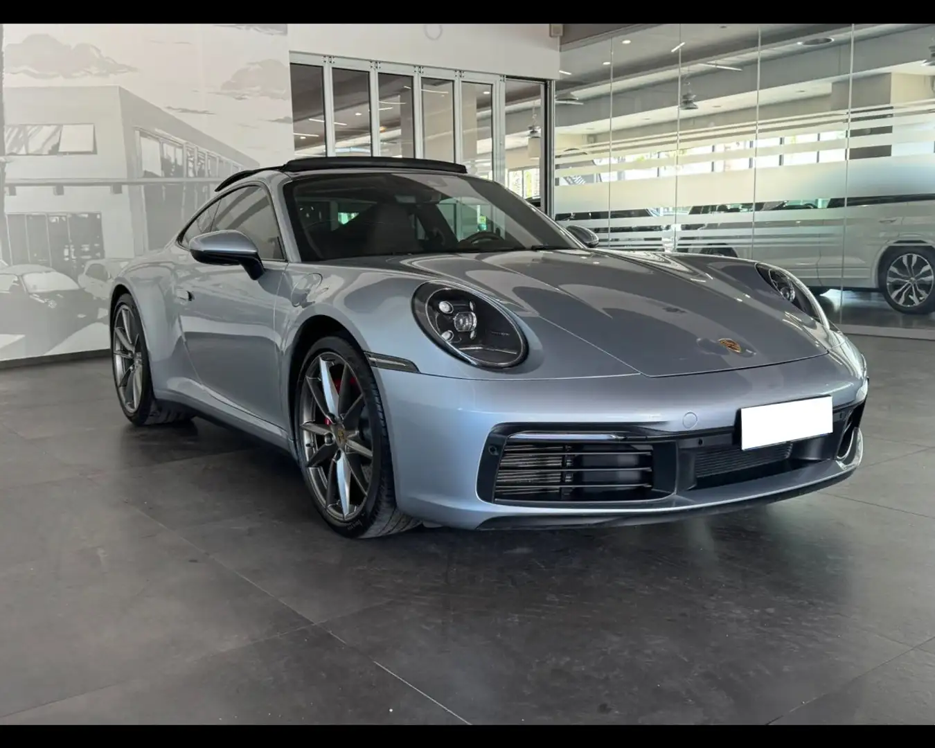 Porsche 911 (992) Carrera Argento - 1