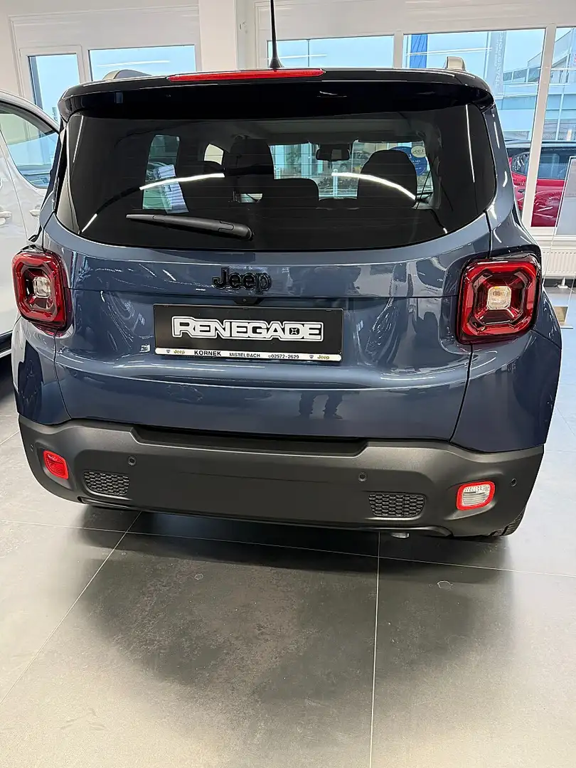 Jeep Renegade 1.5 Multiair T4 FWD DCT7 e-Hybrid North Star Blau - 2