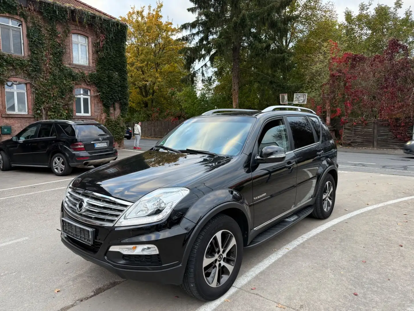 SsangYong Rexton Rexton W Sapphire 4WD/Automatik/Leder/7 Sitzer Schwarz - 1