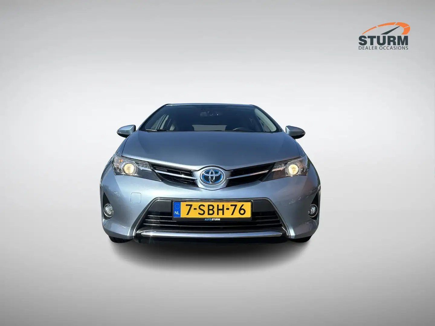 Toyota Auris 1.8 Hybrid Dynamic Bleu - 2
