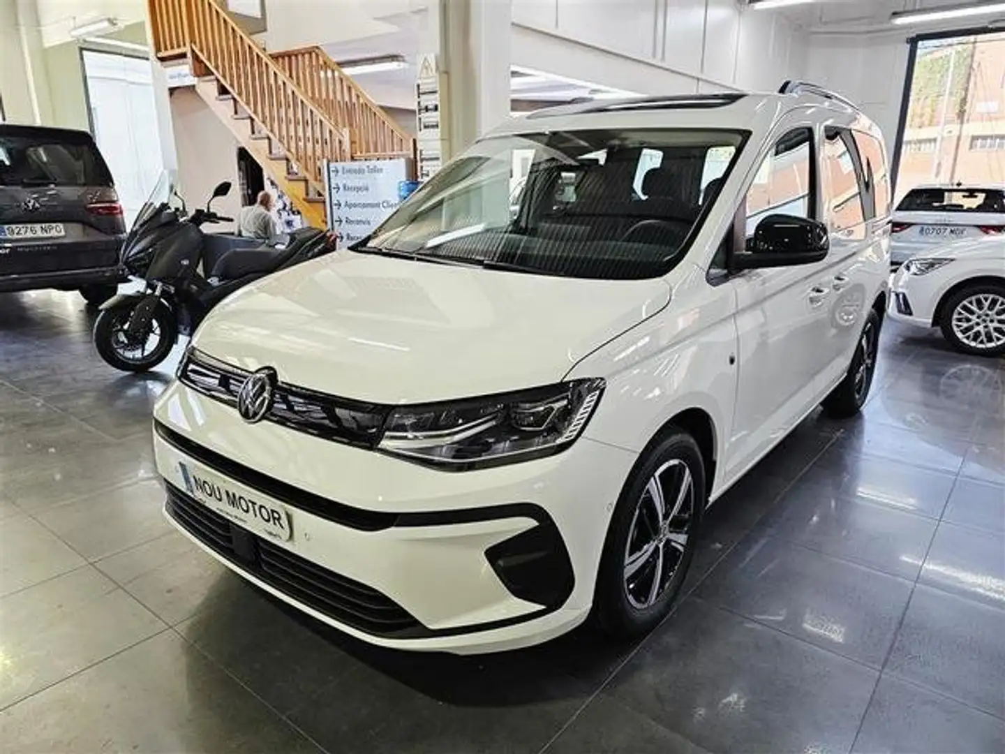 Volkswagen Caddy 2.0TDI Outdoor DSG 90KW Blanco - 1