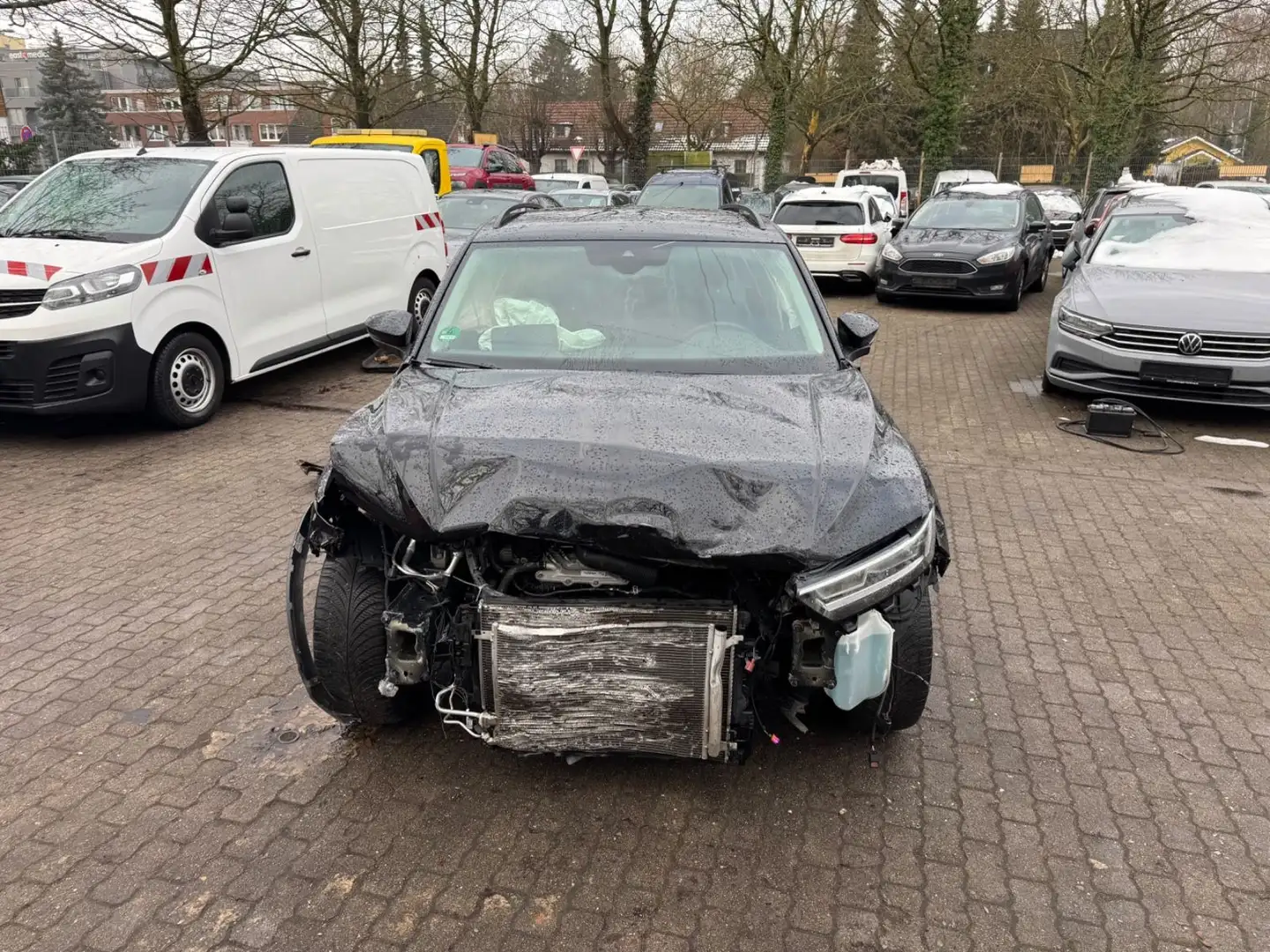 Volkswagen T-Roc 1.0 TSI OPF UNITED Schwarz - 2