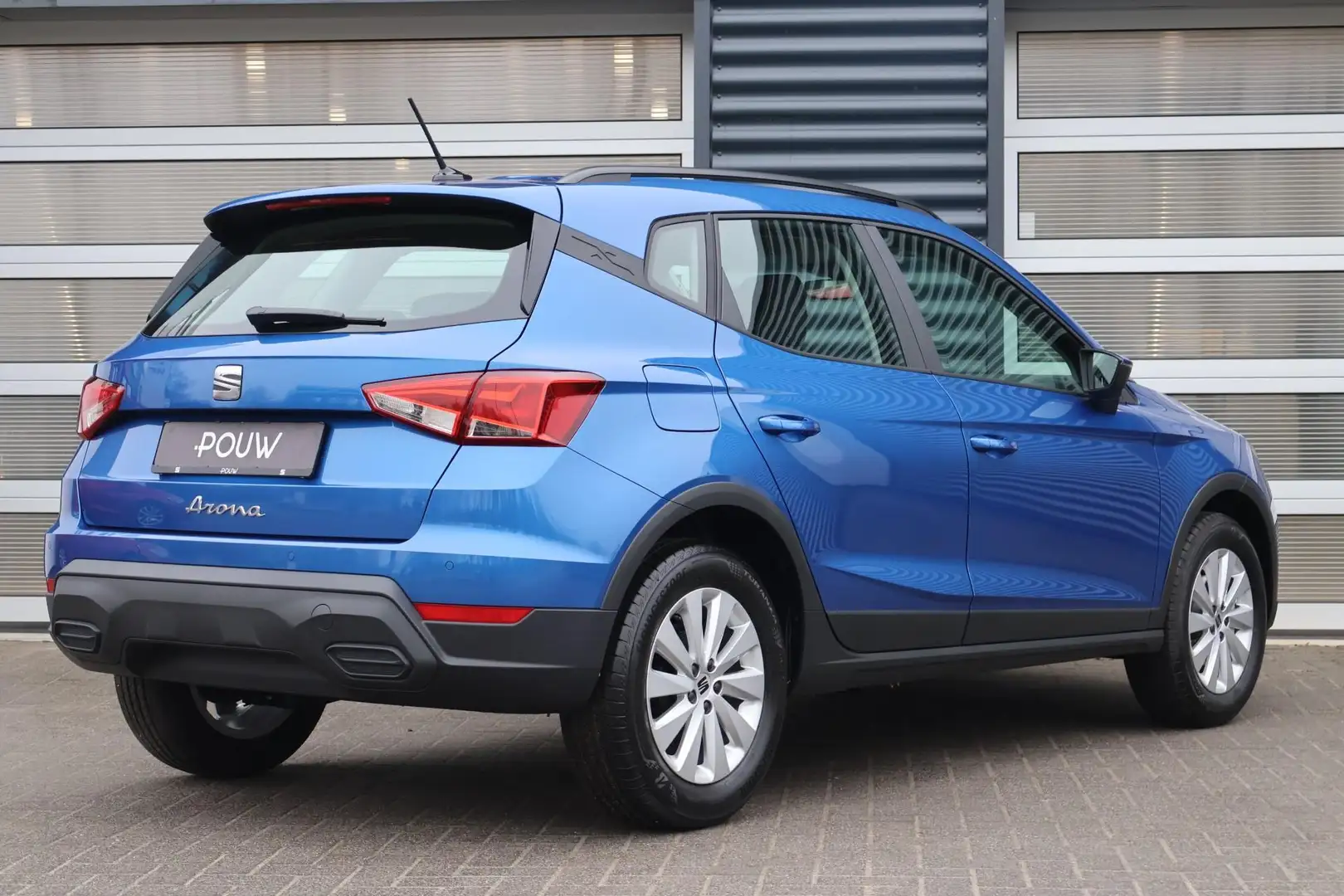 SEAT Arona 1.0 EcoTSI 95pk Style | Climate Control | 16" Velg Blauw - 2