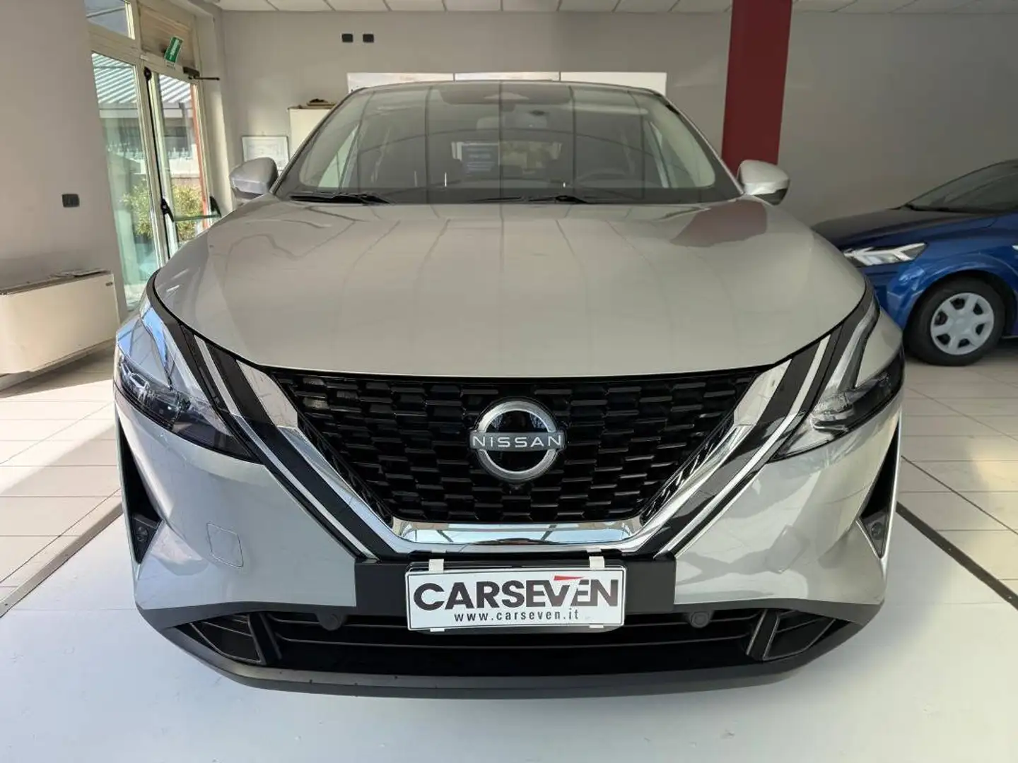 Nissan Qashqai 1.3 mhev N-Connecta 2wd 158cv xtronic Silber - 2