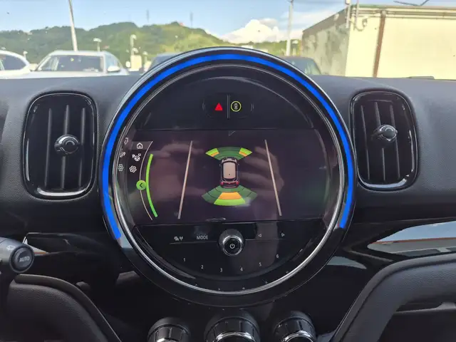 Mini Cooper Se view 15