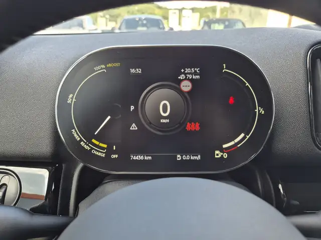Mini Cooper Se view 14