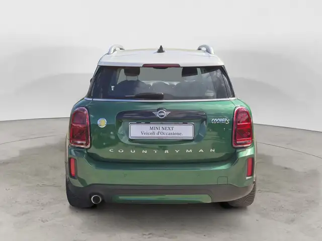 Mini Cooper Se view 3