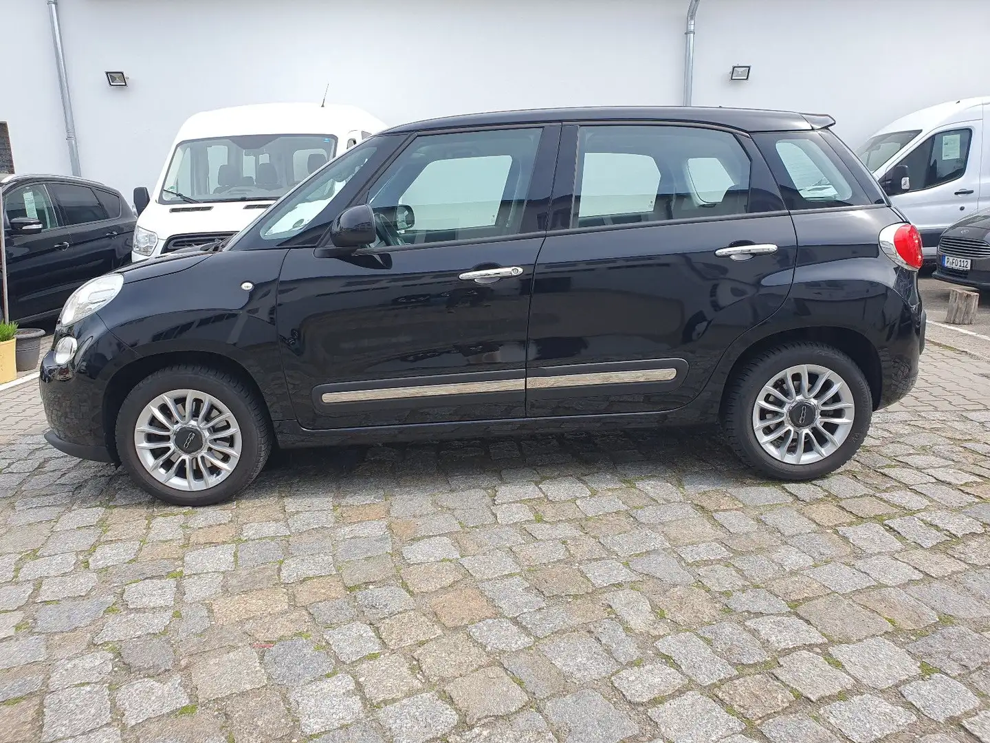 Fiat 500L Lounge Pandach Sitzheiz Navi Zahnriemen NEU Noir - 2