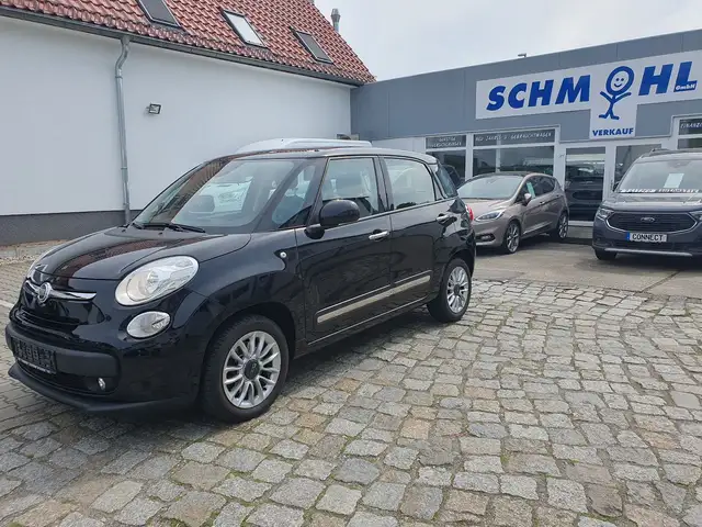 Fiat 500L Lounge Pandach Sitzheiz Navi Zahnriemen NEU