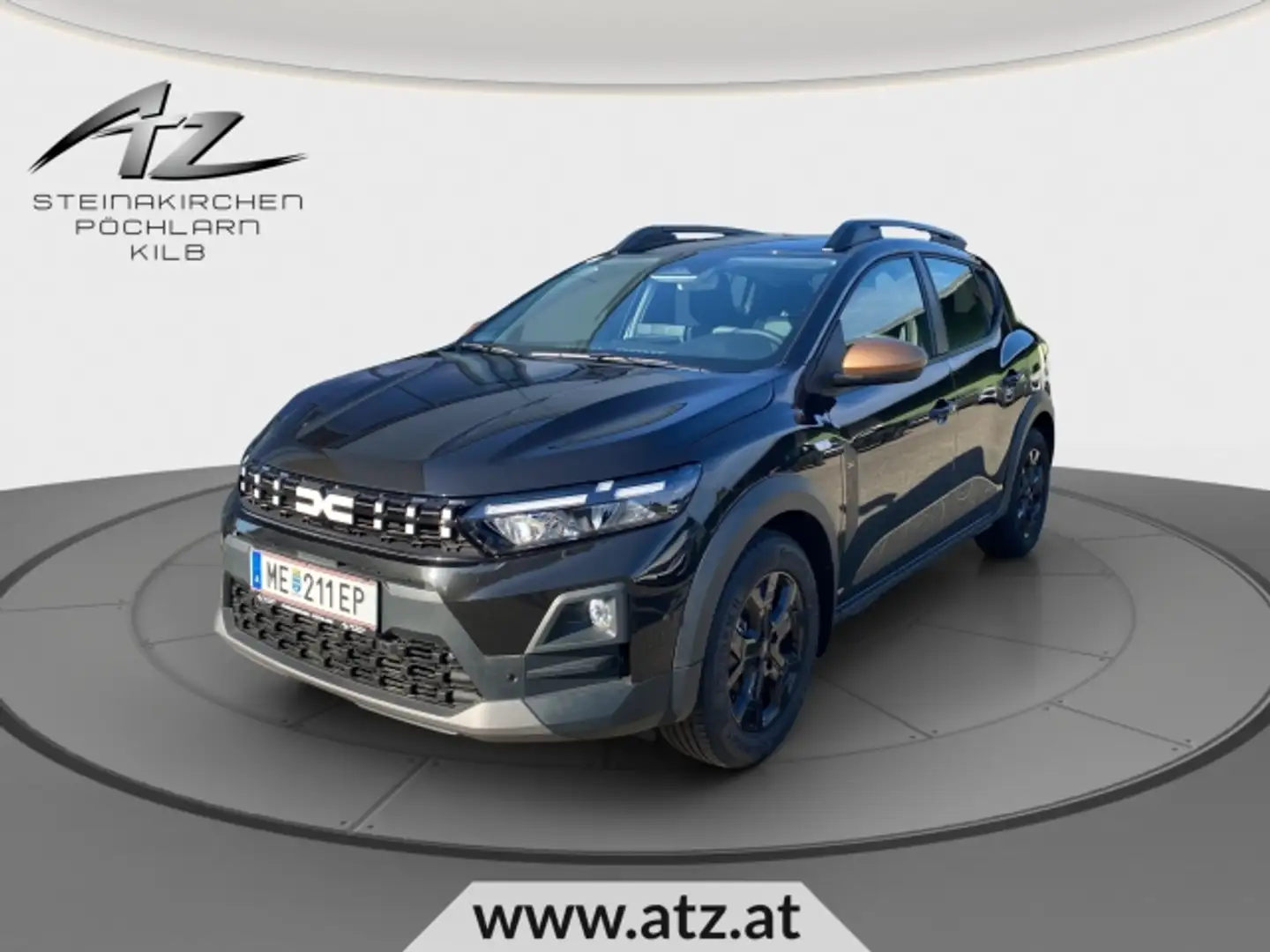 Dacia Sandero Stepway Extreme TCe 110 Schwarz - 1