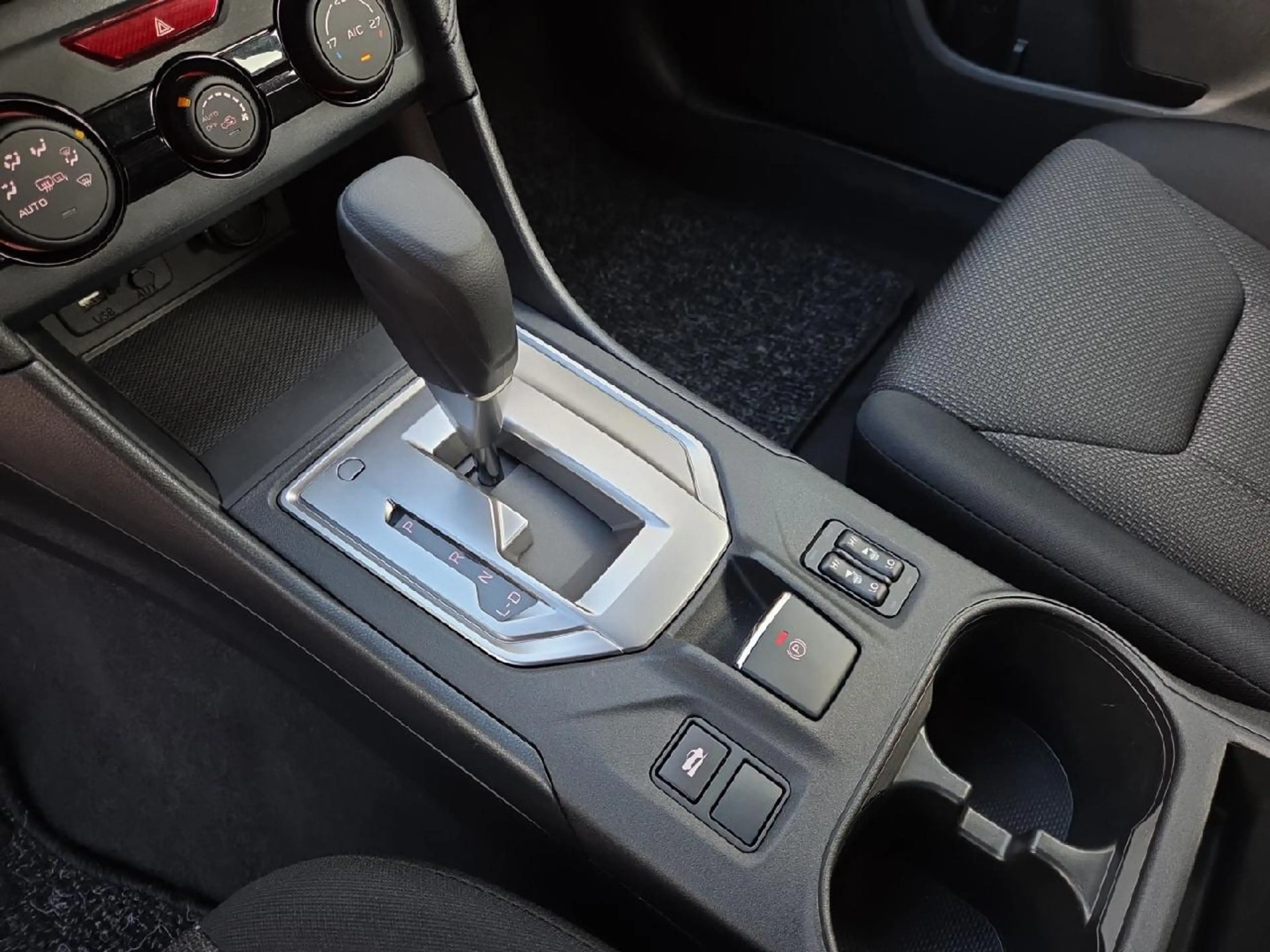 Subaru Impreza Trend 4WD,KLIMA,ACC,SH,MFL,BLUETOOTH — photo 10