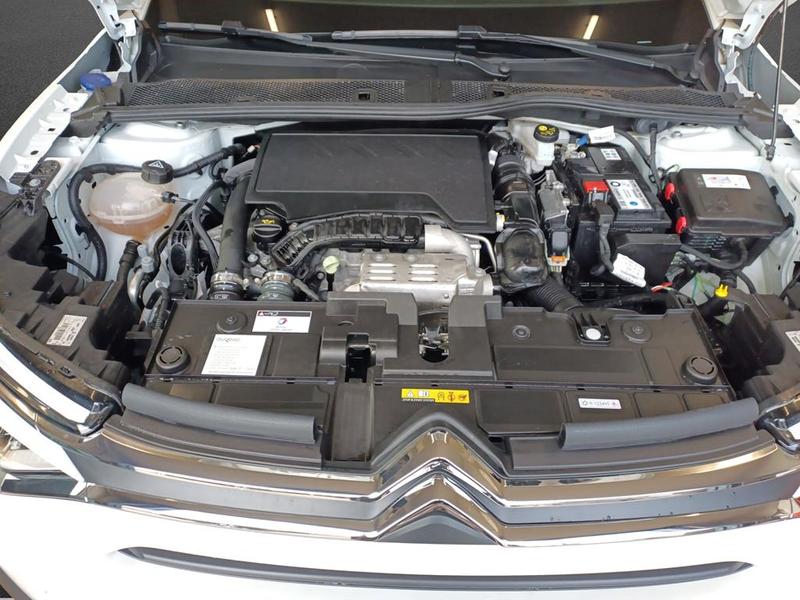 Citroen C4 PureTech 130 S&S Plus — photo 5