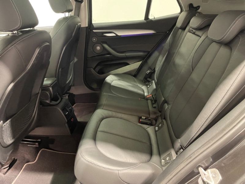 BMW X2 sDrive 20d Advantage Automatik EU6d Leder LED ACC — photo 6