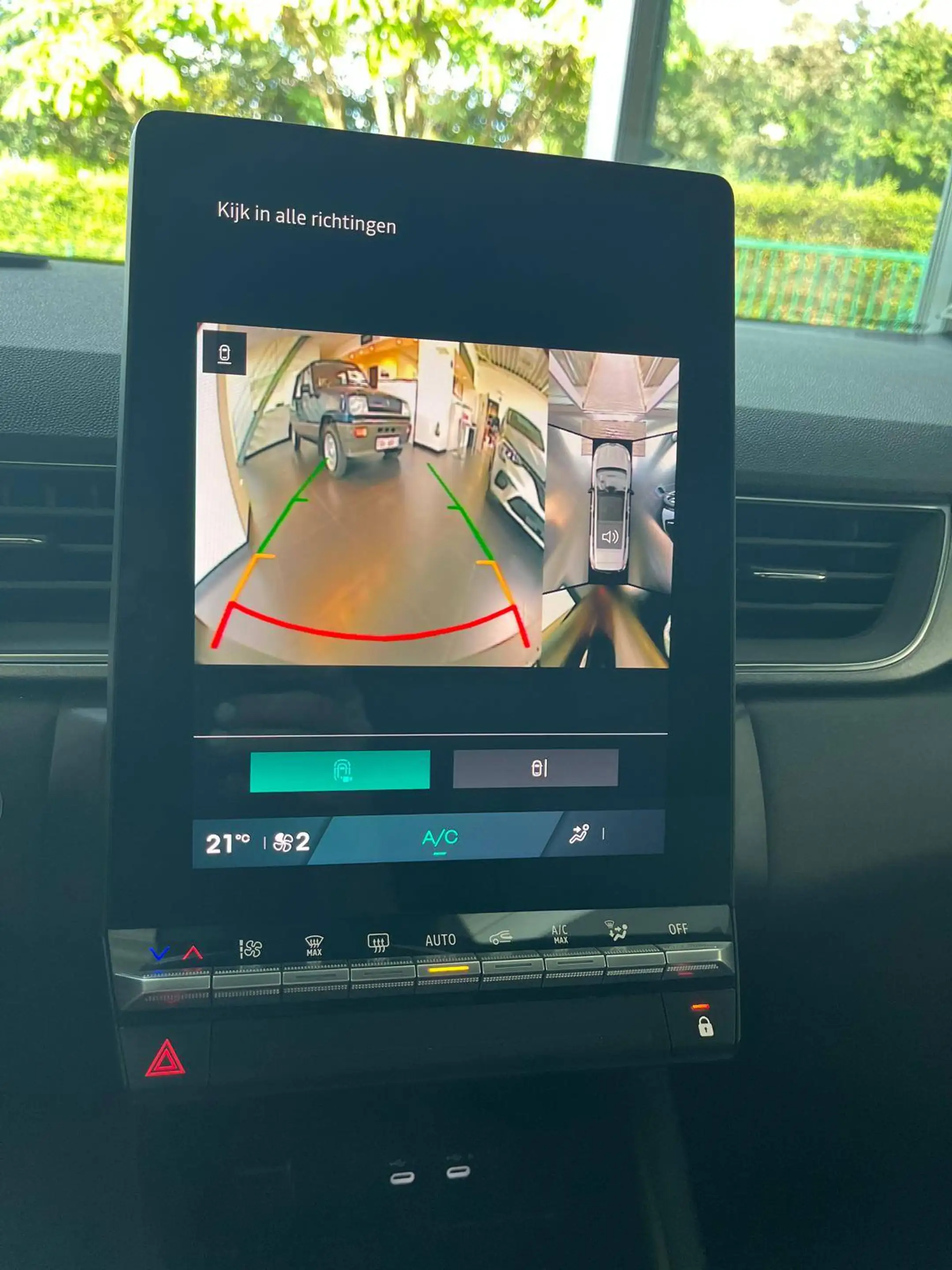 Renault Symbioz — photo 14