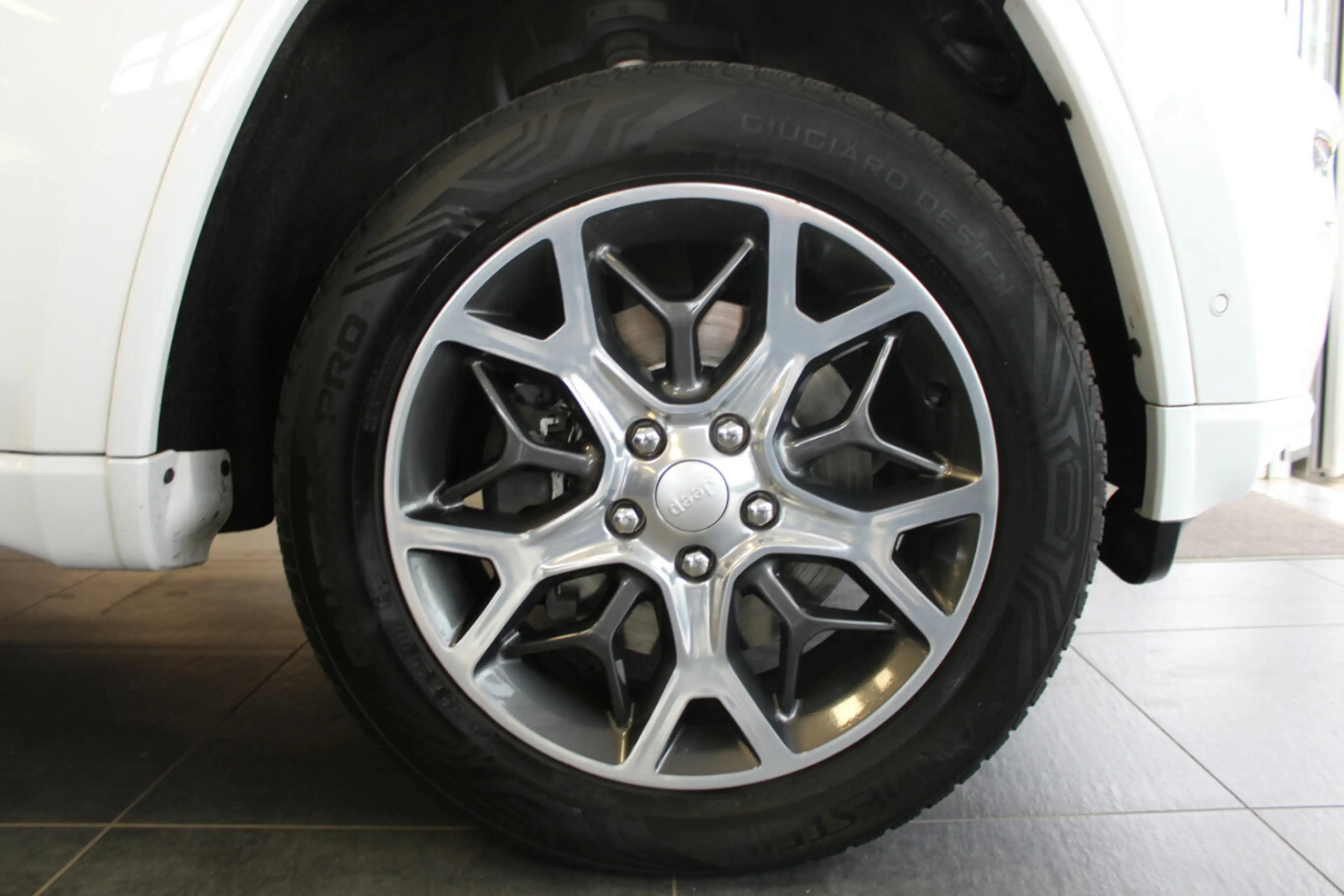 Jeep Grand Cherokee 3.0 V6 Multijet 4Wd Overland — photo 8