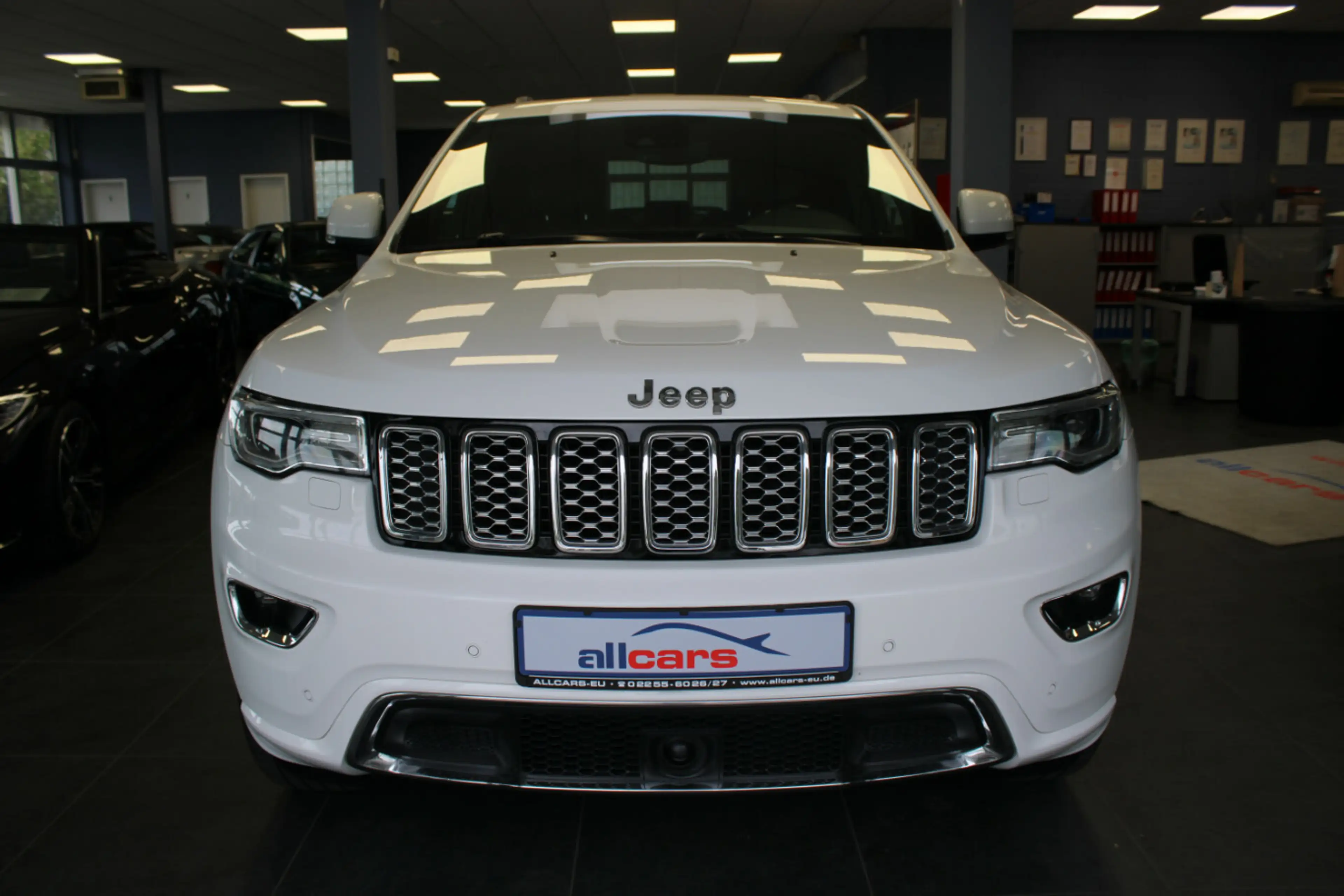 Jeep Grand Cherokee 3.0 V6 Multijet 4Wd Overland — photo 2