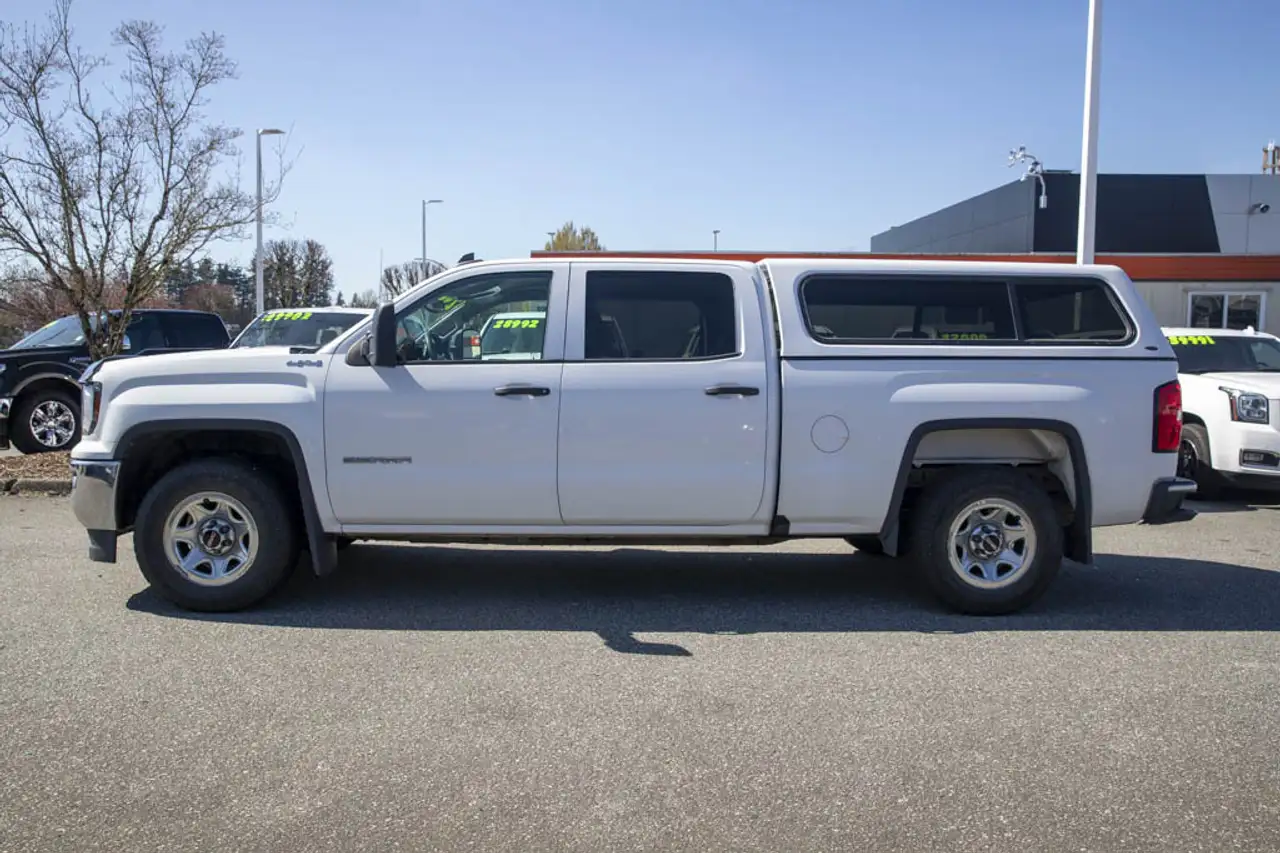 GMC Sierra 1500 снимка GMC Sierra 1500