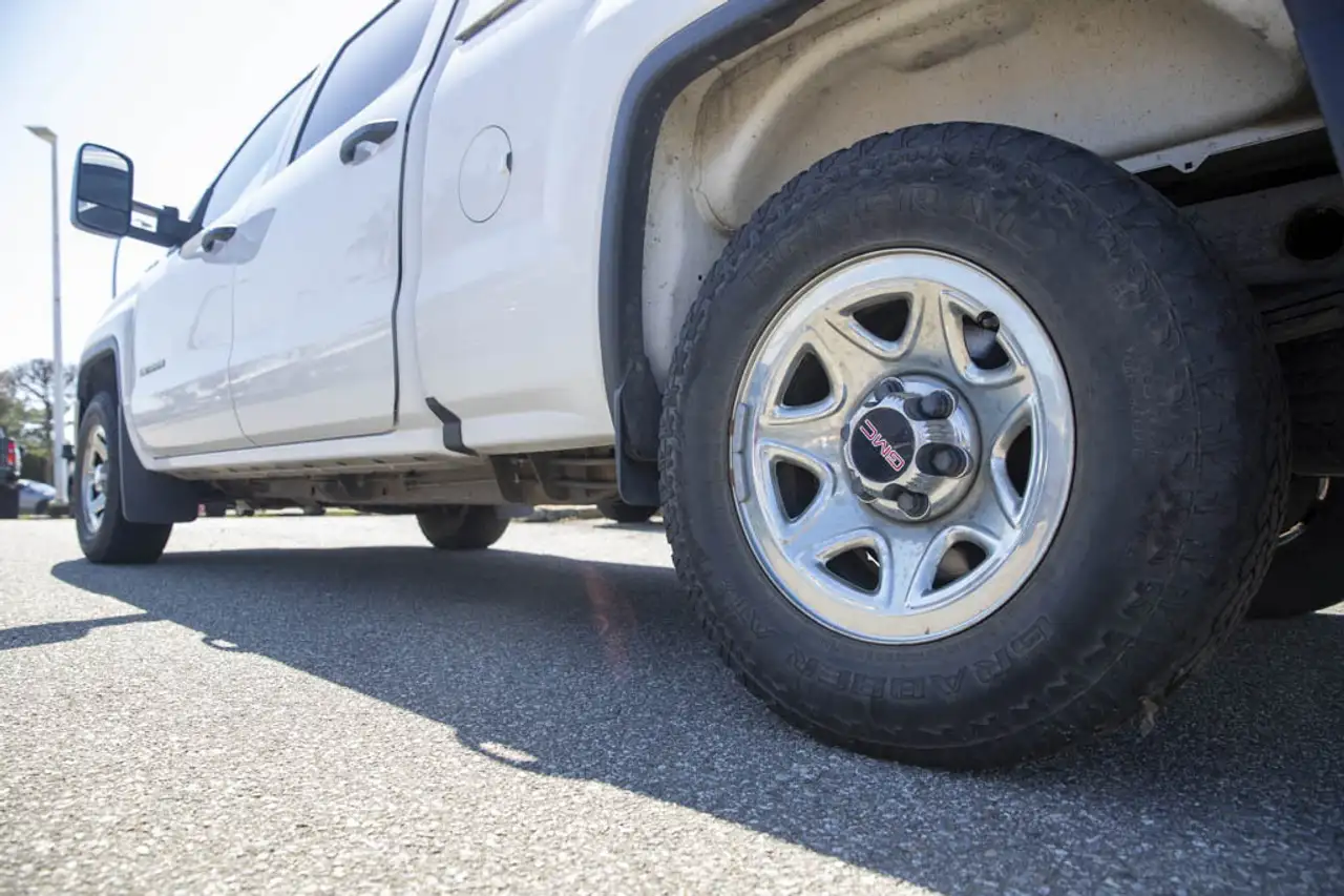 GMC Sierra 1500 снимка GMC Sierra 1500