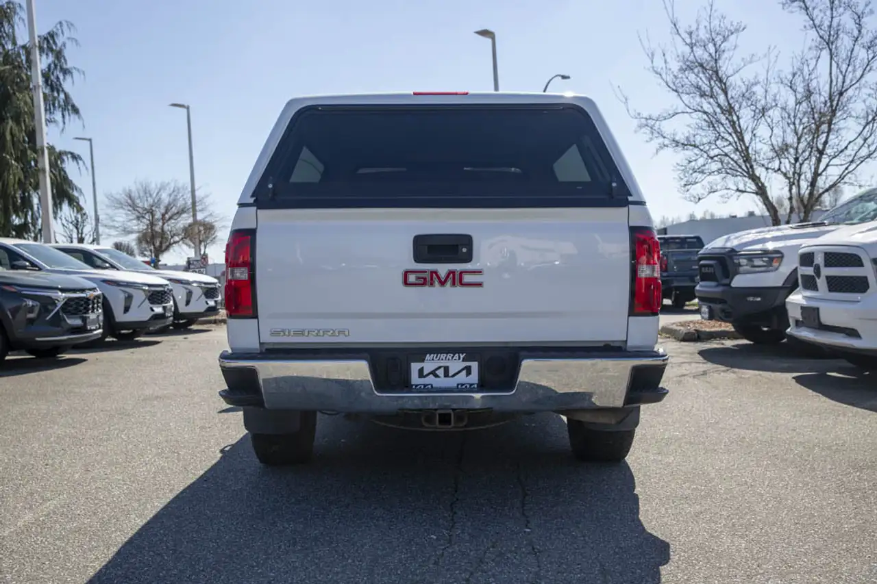 GMC Sierra 1500 снимка GMC Sierra 1500