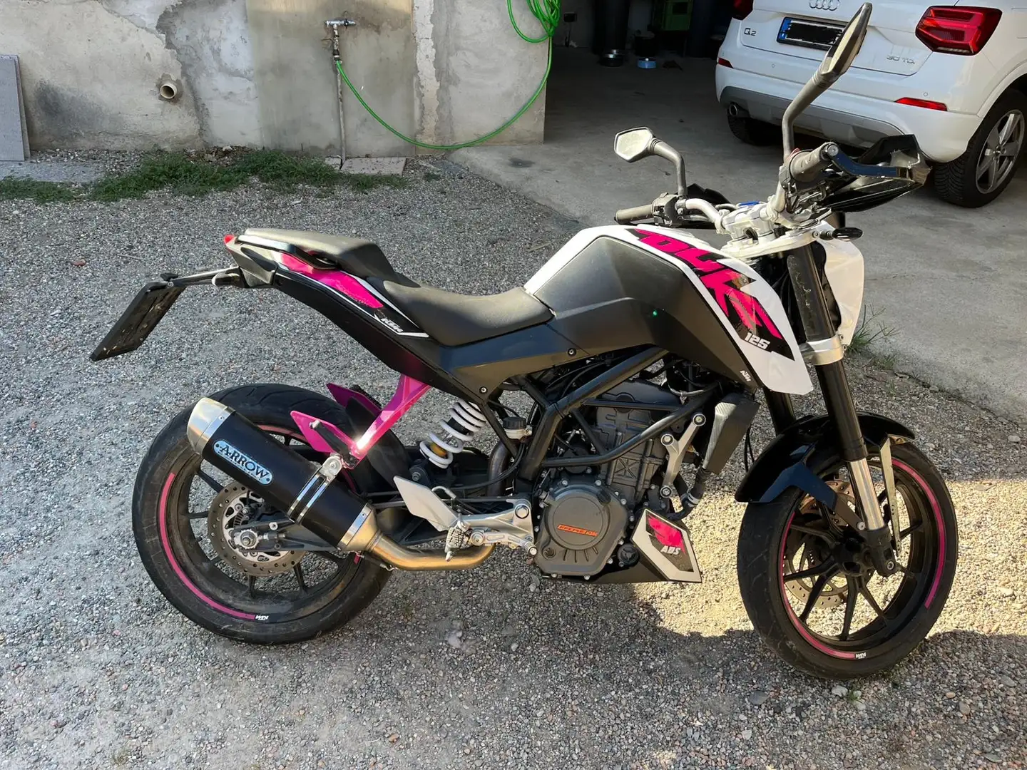 KTM 125 Duke Bianco - 1