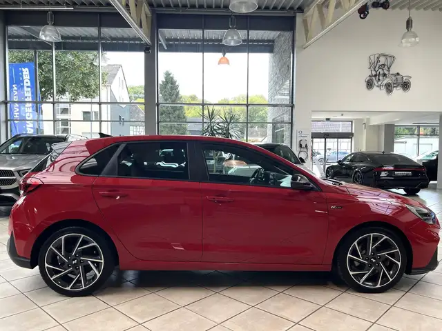 Hyundai i30 view 2